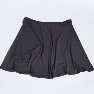 Express | Gray Casual Flowy Skater Skirt